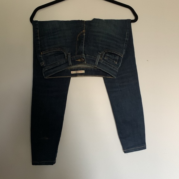 Levi’s 710 Super Skinny Mid Rise Jeans Dark Wash - Picture 2 of 3
